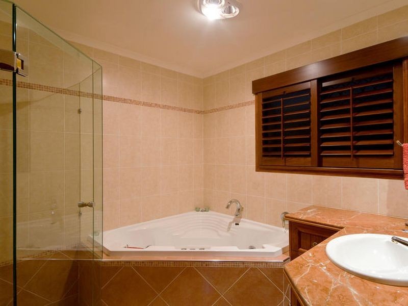 67 Dogwood Drive, Palm Beach QLD 4221