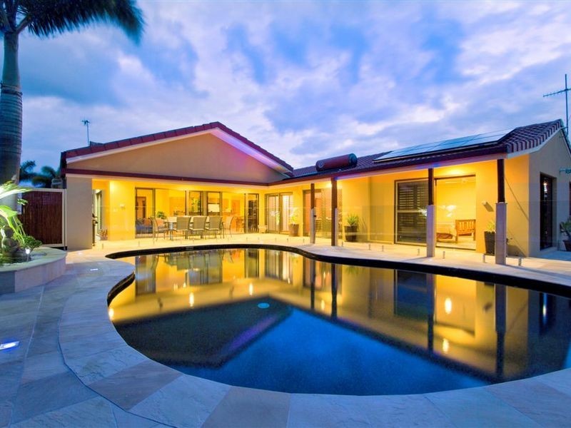 67 Dogwood Drive, Palm Beach QLD 4221