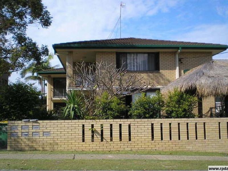 5/6 Rosewood Ave, Broadbeach QLD 4218