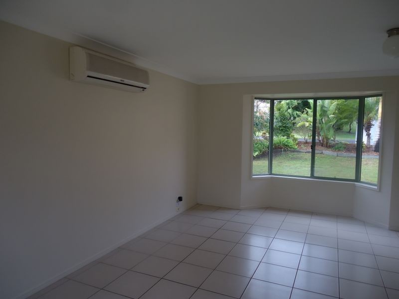 10 Cowell Drive, Burleigh Heads QLD 4220