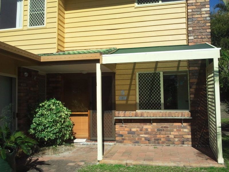 8/35a Grevillia Drive, Varsity Lakes QLD 4227