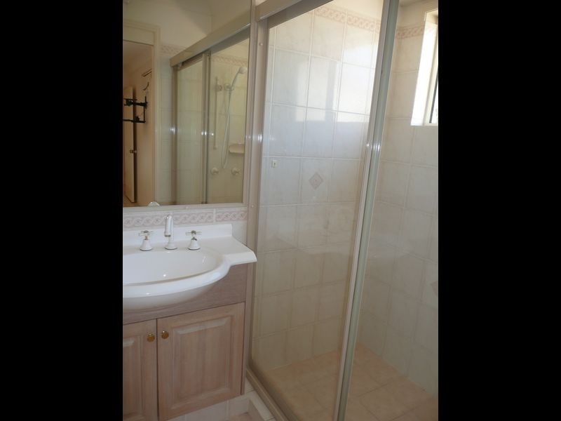 27 Yodelay Street, Varsity Lakes QLD 4227