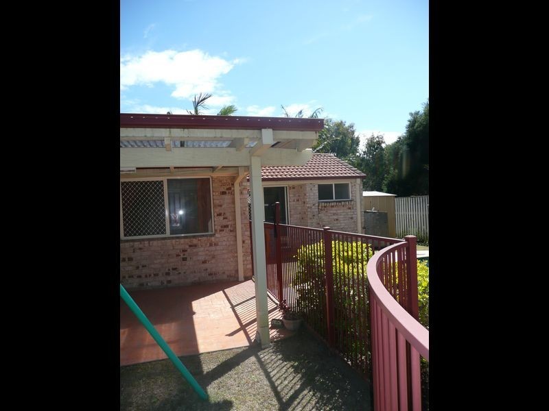 27 Yodelay Street, Varsity Lakes QLD 4227