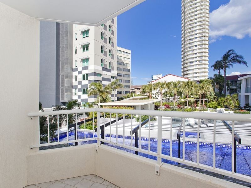 24/1911 Gold Coast Highway, Burleigh Heads QLD 4220