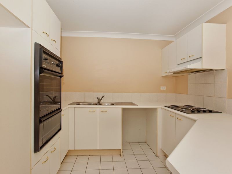 24/1911 Gold Coast Highway, Burleigh Heads QLD 4220