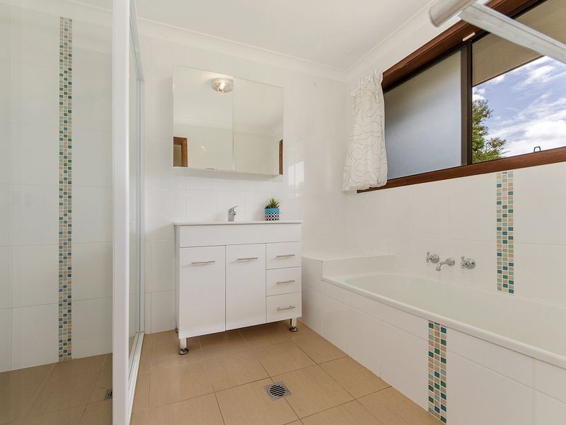10 Woodland Drive, Reedy Creek QLD 4227