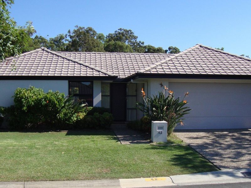 42 Seville Circuit, Burleigh Waters QLD 4220