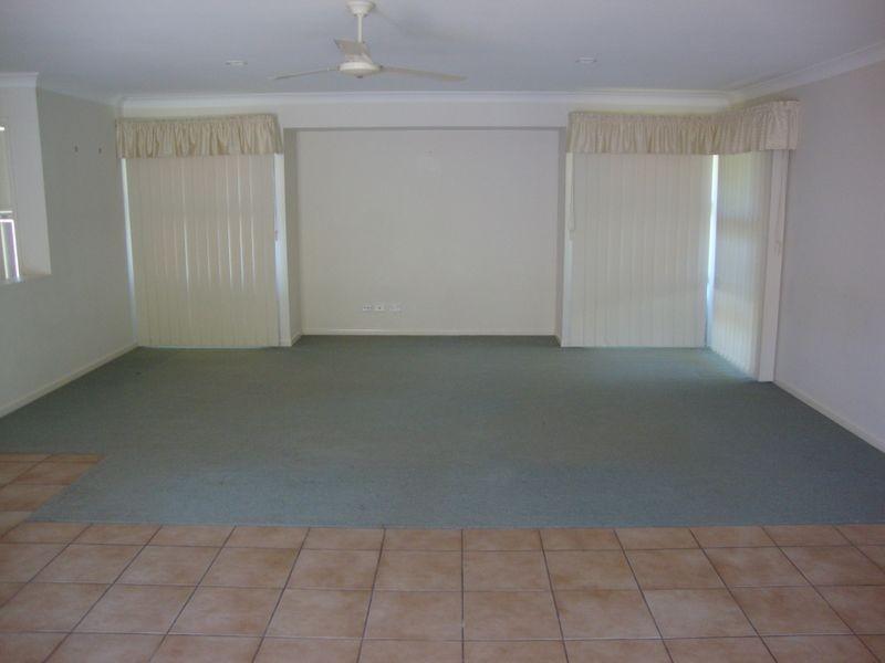 42 Seville Circuit, Burleigh Waters QLD 4220