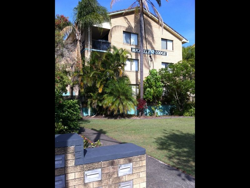 4/1923 Gold Coast Highway, Burleigh Heads QLD 4220
