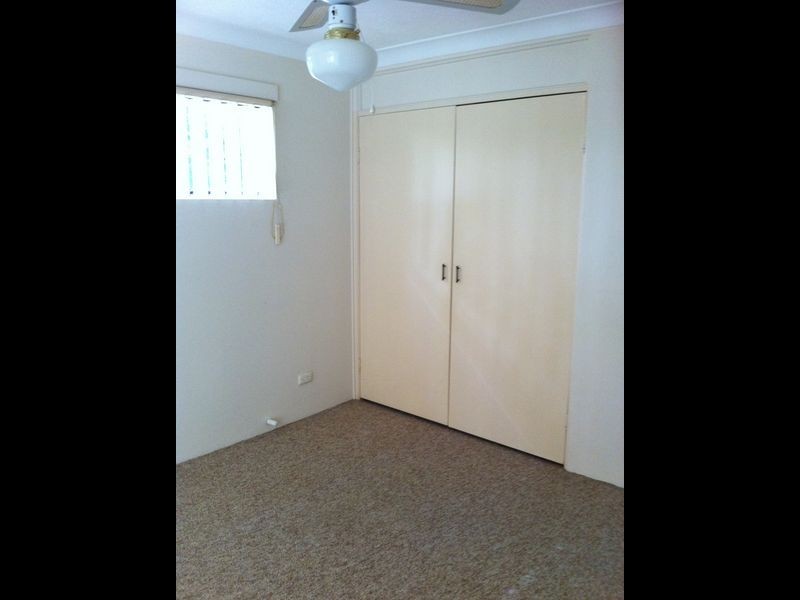 4/1923 Gold Coast Highway, Burleigh Heads QLD 4220