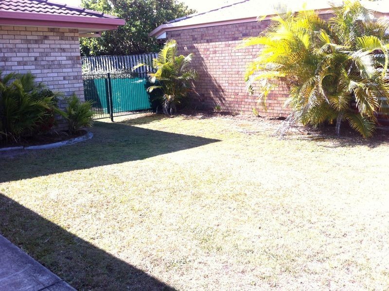 22 Summerwine Street, Burleigh Waters QLD 4220