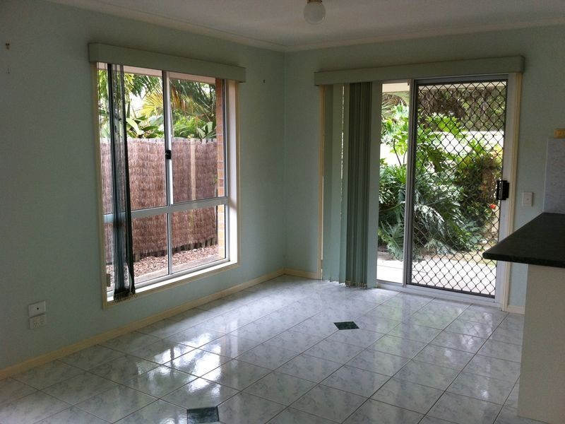 1/8 Woollahra Court, Varsity Lakes QLD 4227