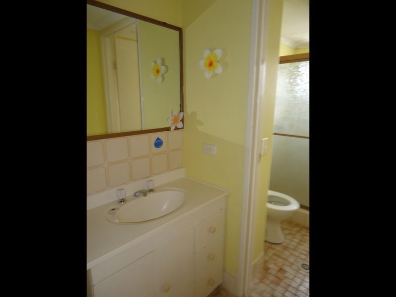 11/1899 Gold Coast Highway, Burleigh Heads QLD 4220