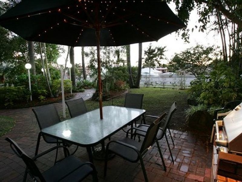 11/1899 Gold Coast Highway, Burleigh Heads QLD 4220