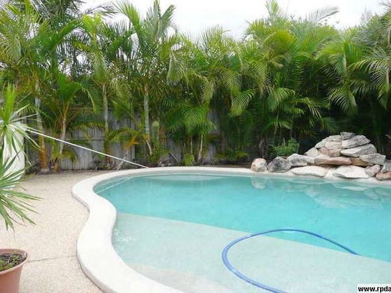 3 Lanai Drive, Burleigh Waters QLD 4220