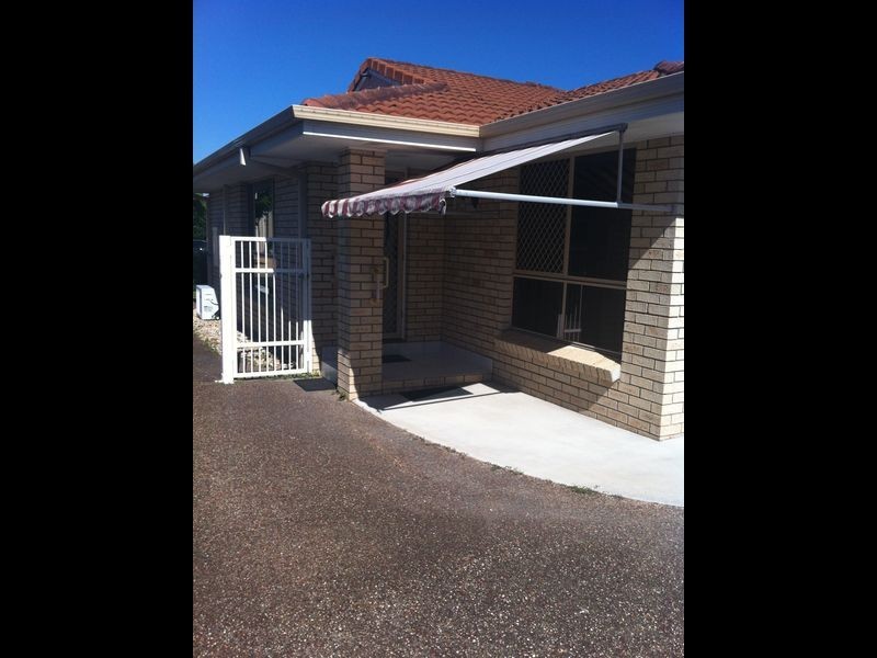 1/7 Dartmouth Drive, Varsity Lakes QLD 4227