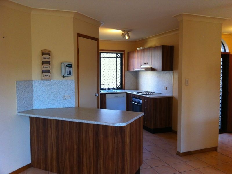 2/13 Gymea Crescent, Varsity Lakes QLD 4227