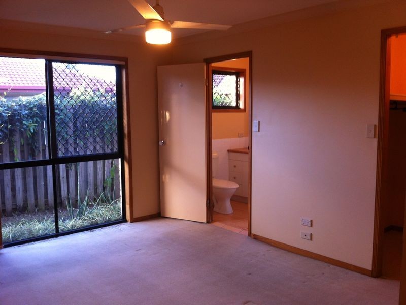 2/13 Gymea Crescent, Varsity Lakes QLD 4227