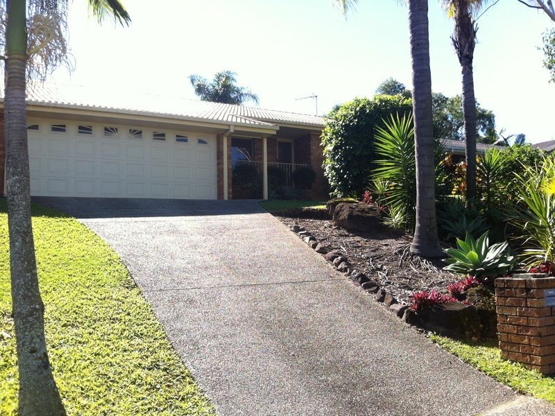 14 Rangeview Court, Burleigh Waters QLD 4220