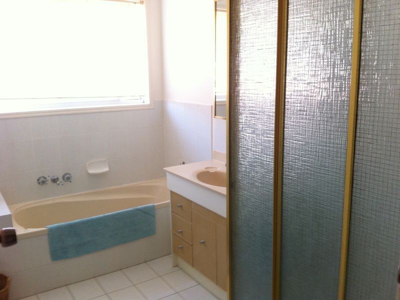 14 Rangeview Court, Burleigh Waters QLD 4220