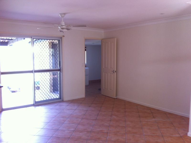 44 Mountainview Ave, Burleigh Waters QLD 4220