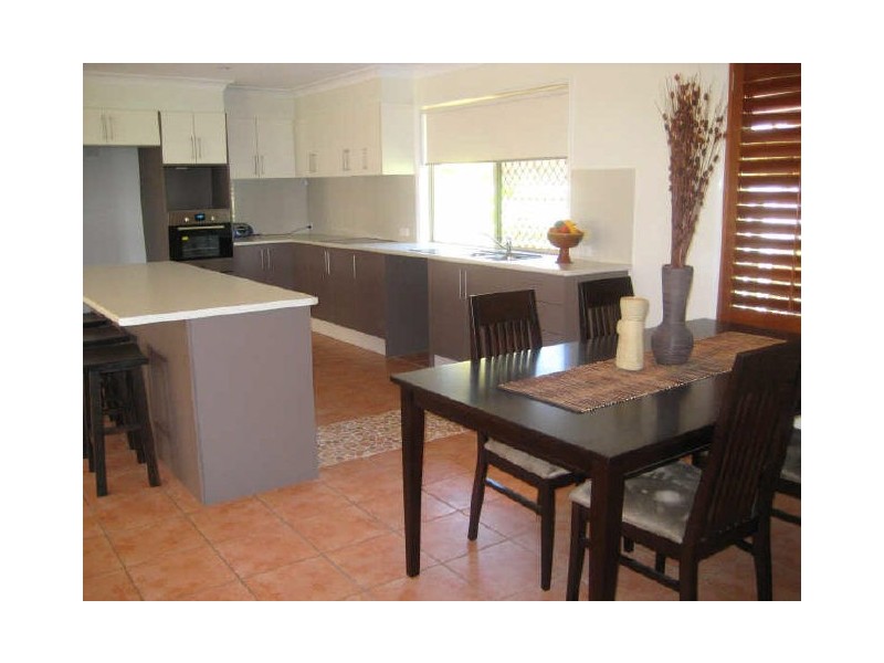 9 Pintail Cres, Burleigh Waters QLD 4220