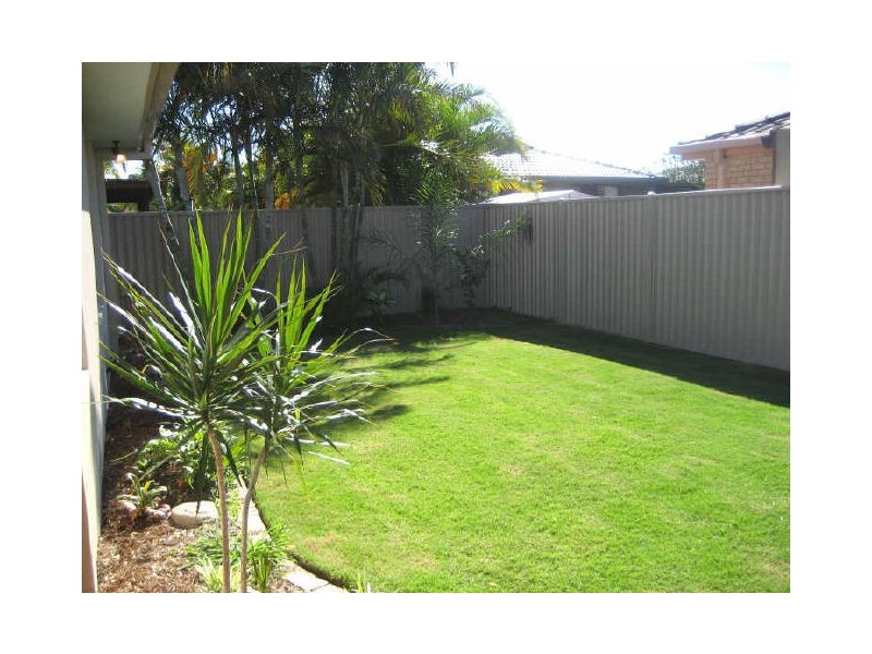 9 Pintail Cres, Burleigh Waters QLD 4220