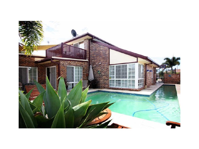 42 Wedgebill Parade, Burleigh Waters QLD 4220