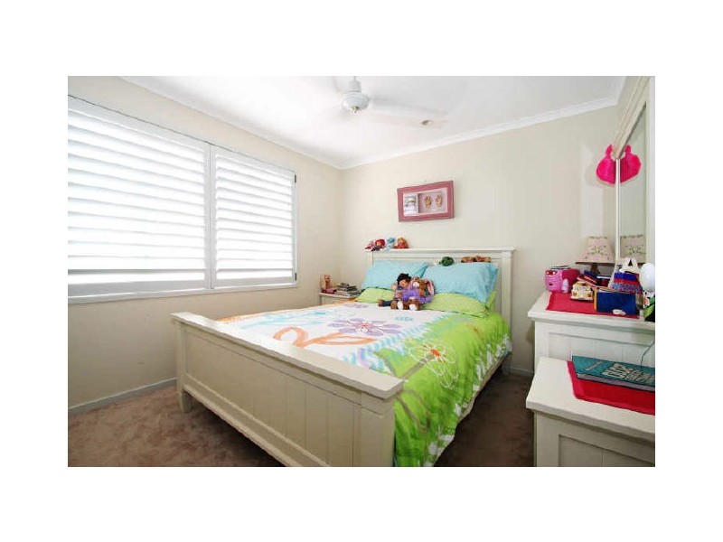 42 Wedgebill Parade, Burleigh Waters QLD 4220