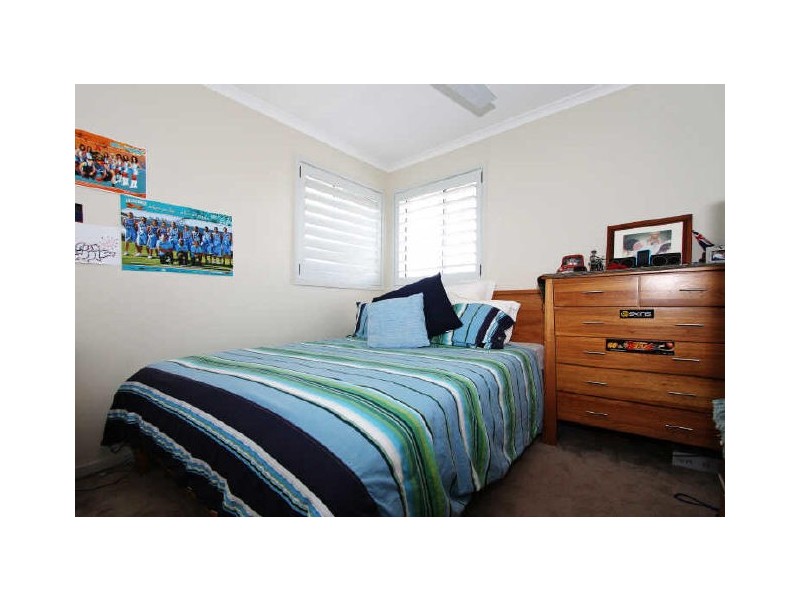 42 Wedgebill Parade, Burleigh Waters QLD 4220