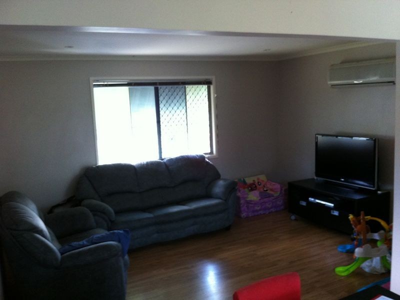 6 Grevillia Drive, Varsity Lakes QLD 4227