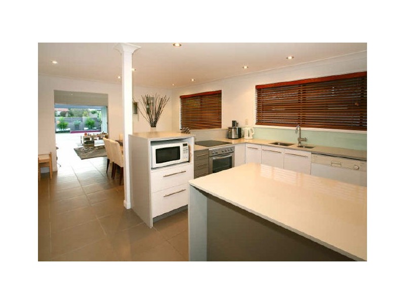 1/80 Dawn Pde, Miami QLD 4220