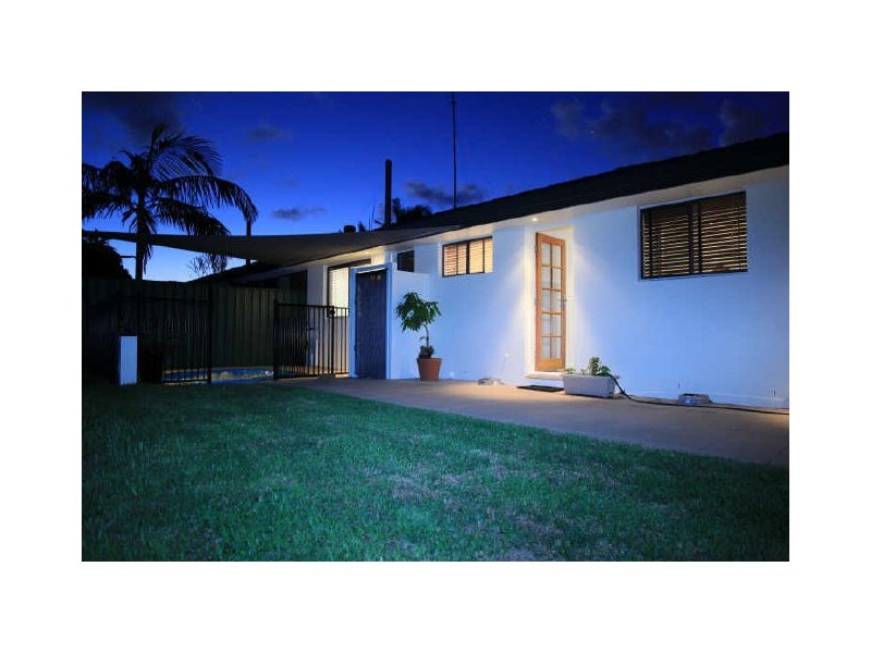 1/80 Dawn Pde, Miami QLD 4220