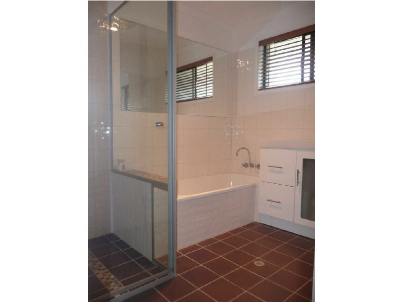 1/80 Dawn Pde, Miami QLD 4220