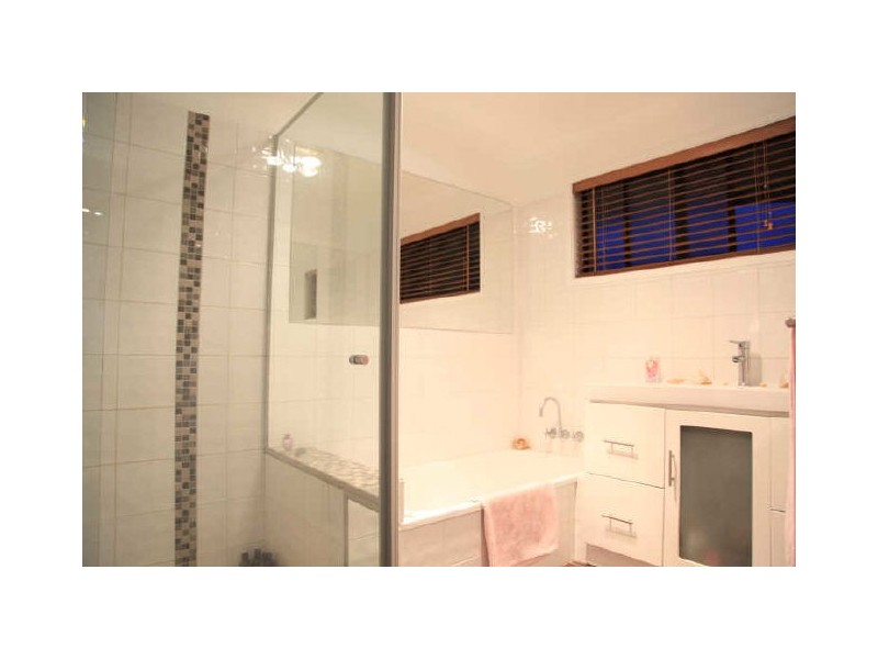 1/80 Dawn Pde, Miami QLD 4220