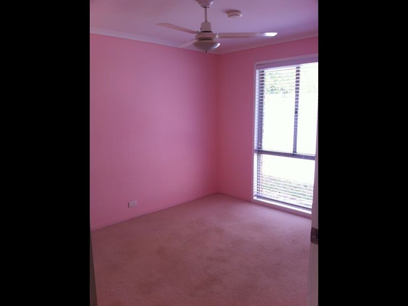 Clear Island Waters QLD 4226