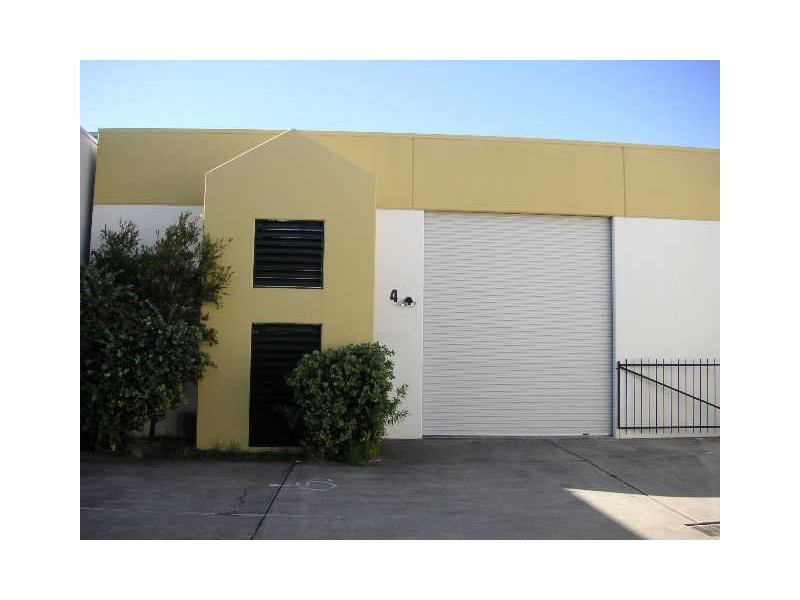 4/8 Fremantle Street, Burleigh Heads QLD 4220