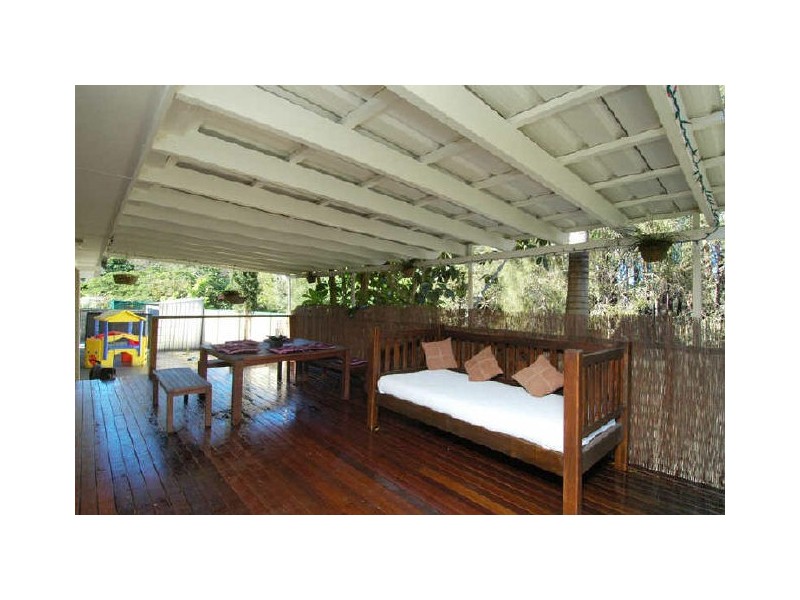 4 Parakeet Place, Burleigh Waters QLD 4220