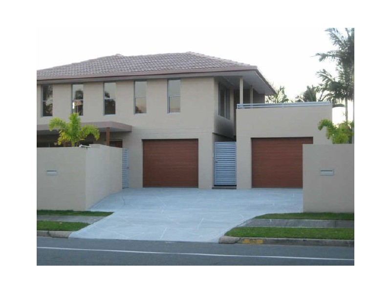 2/83 Mountain View Ave, Miami QLD 4220