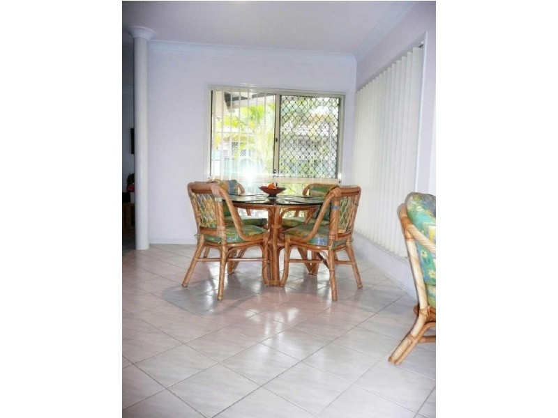 3 Randwick Ct, Varsity Lakes QLD 4227