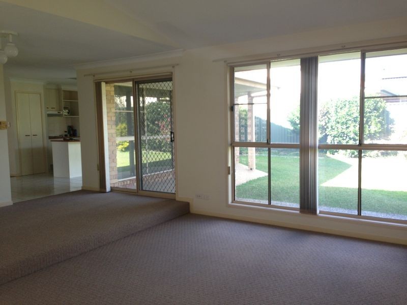 15 Sugarleaf Court, Burleigh Waters QLD 4220