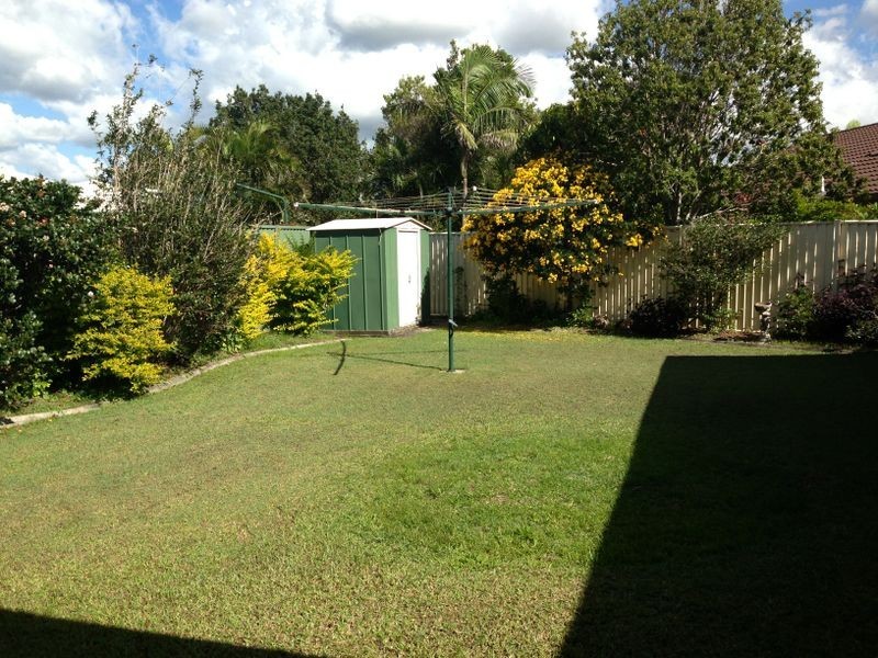 15 Sugarleaf Court, Burleigh Waters QLD 4220