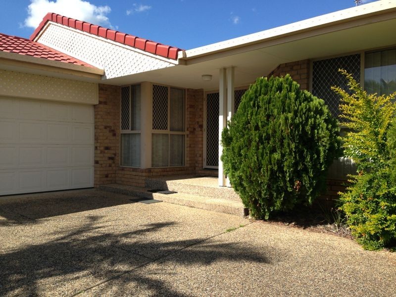 15 Sugarleaf Court, Burleigh Waters QLD 4220