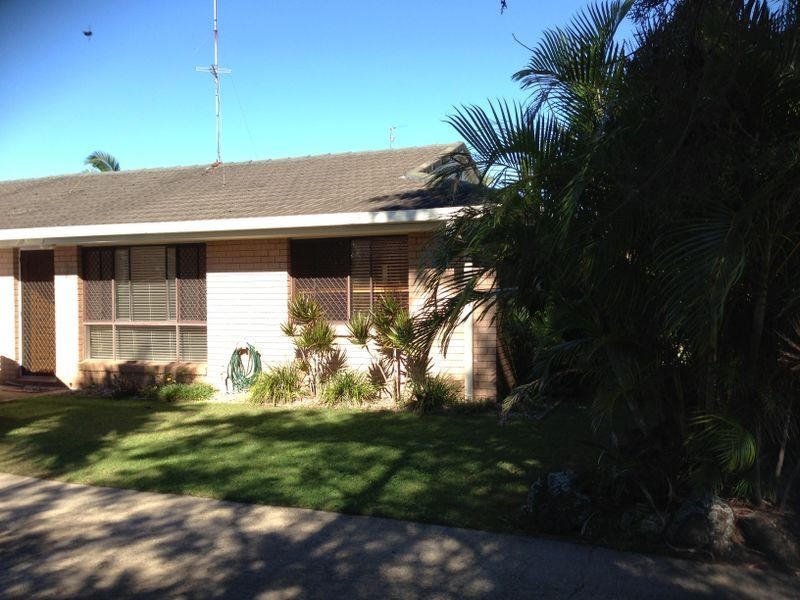 1/68 Dawn Parade, Miami QLD 4220