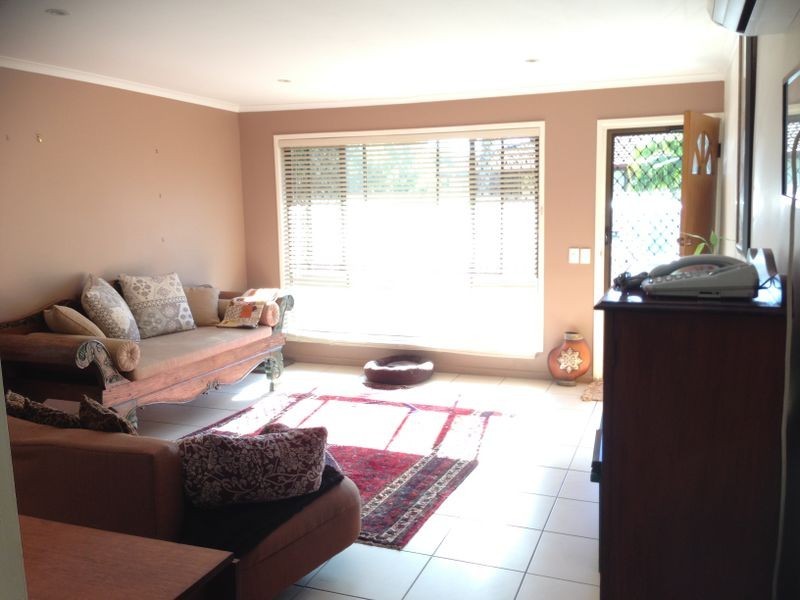 1/68 Dawn Parade, Miami QLD 4220