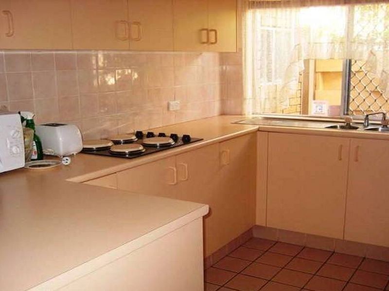 3/9 Sunbird Street, Burleigh Waters QLD 4220