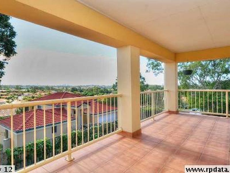 5 Suffolk Place, Mudgeeraba QLD 4213