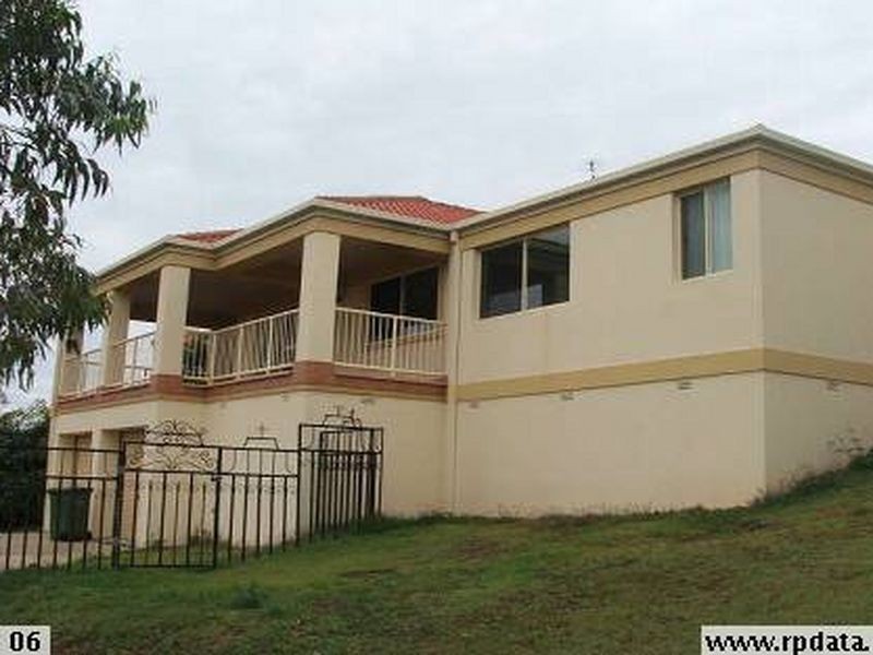 5 Suffolk Place, Mudgeeraba QLD 4213