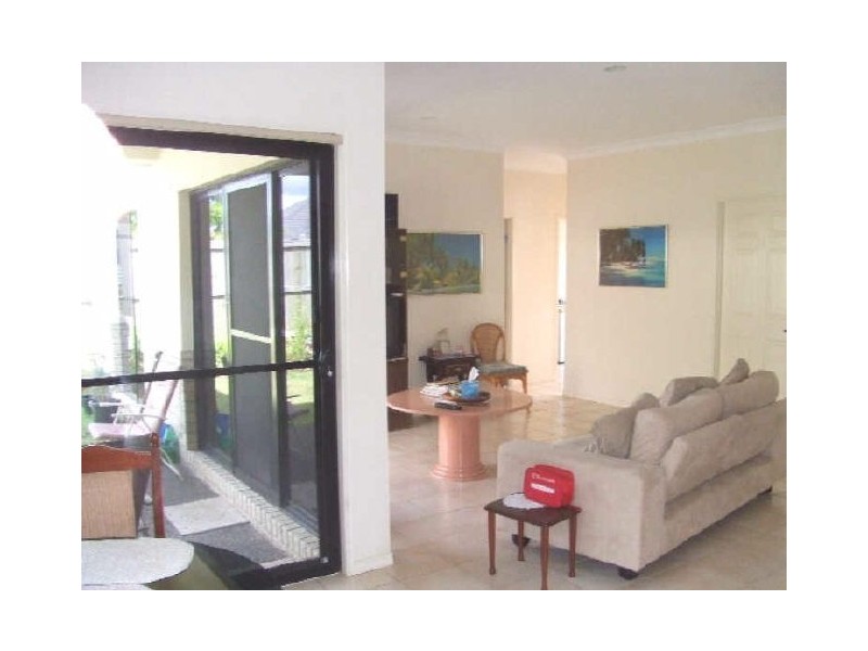 Varsity Lakes QLD 4227