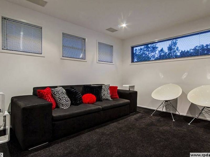 Varsity Lakes QLD 4227